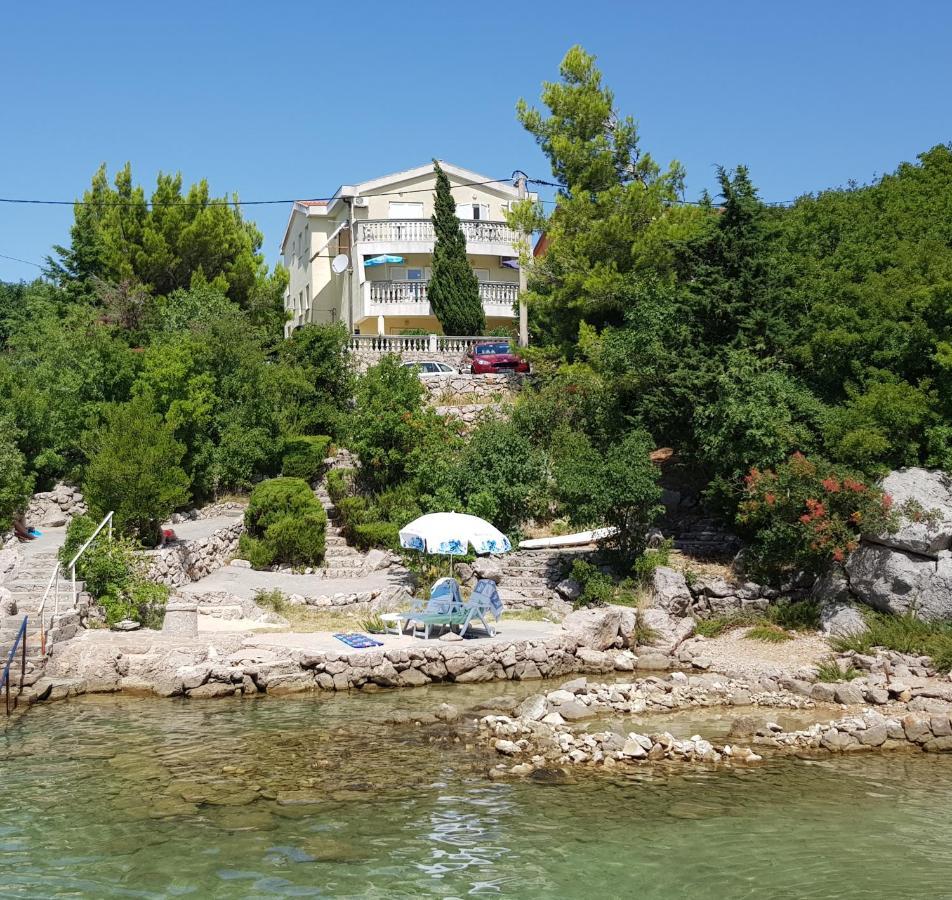 Apartments Akiki كارلوباغ المظهر الخارجي الصورة