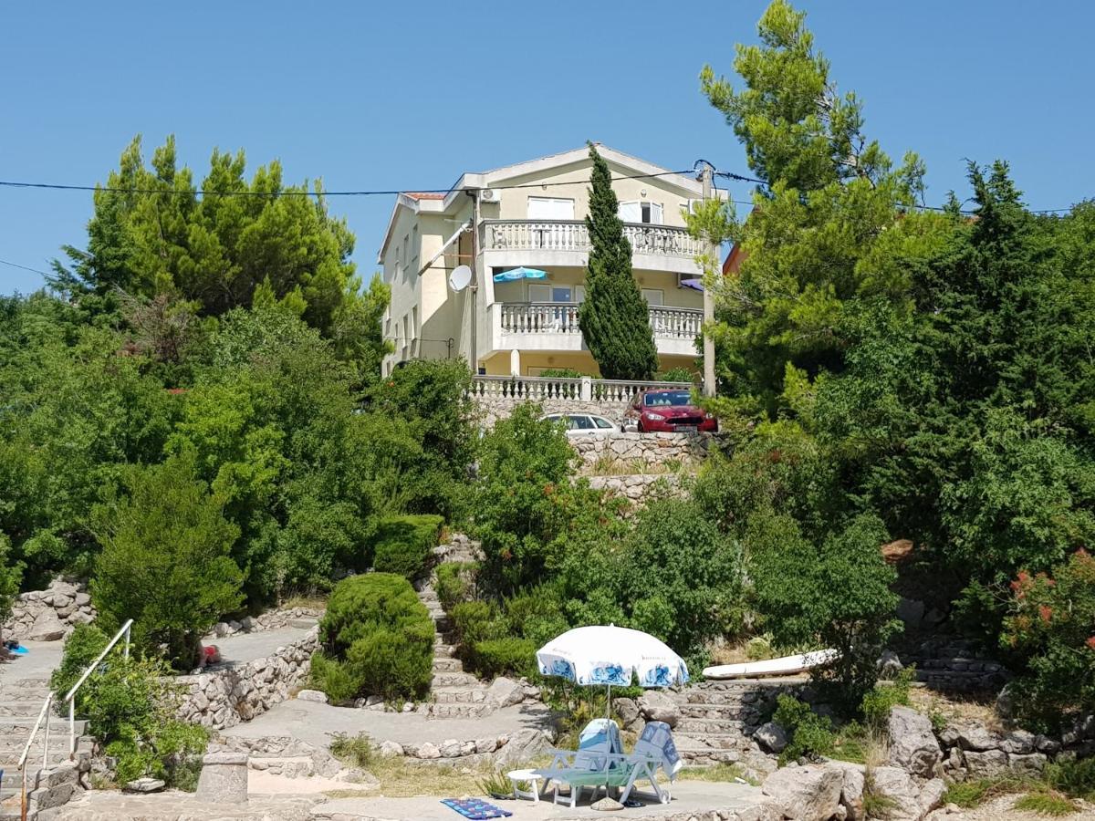 Apartments Akiki كارلوباغ المظهر الخارجي الصورة